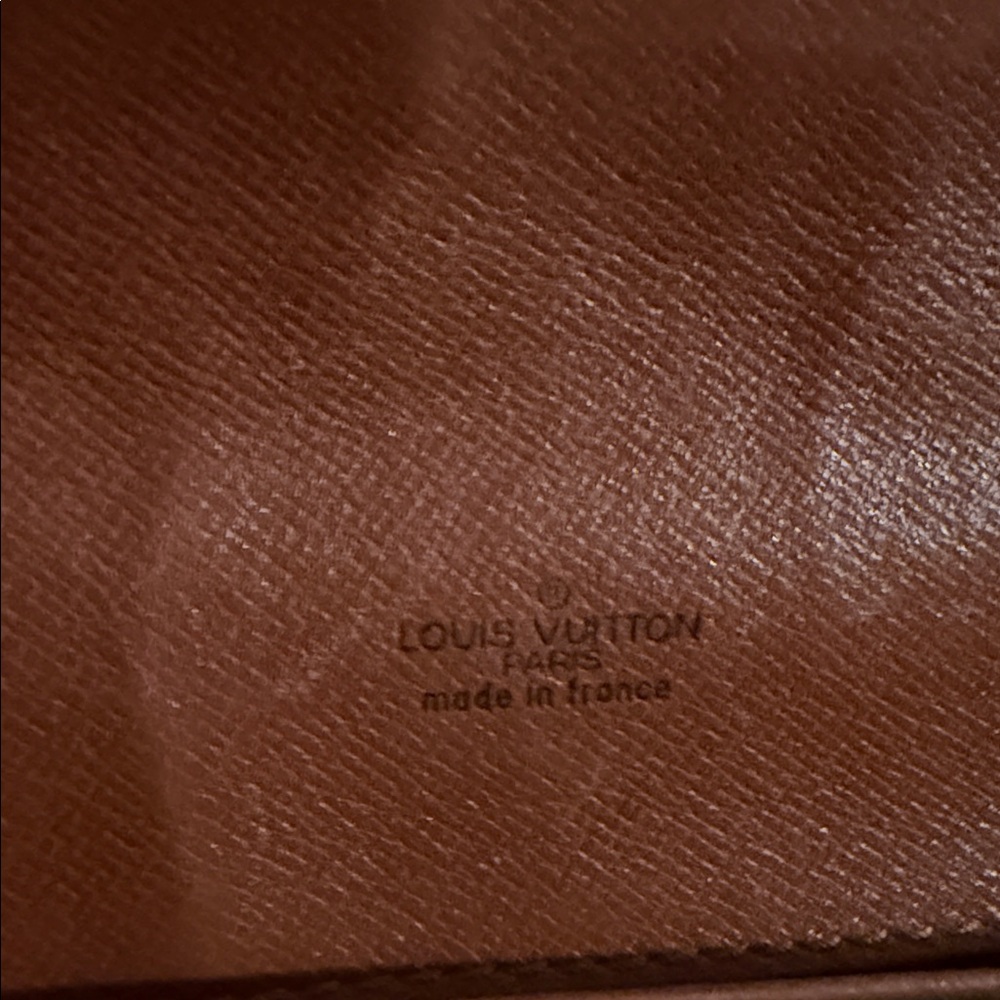 Louis Vuitton Black and Pink Crossbody Bag - Picture 9 of 12